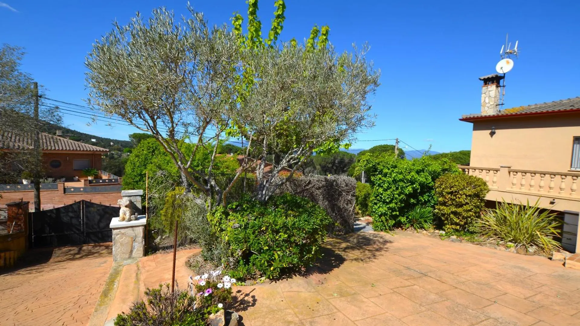 Villa Pelican 8 People 8 Kms Lloret De Mar Massanet De La Selva Holiday home