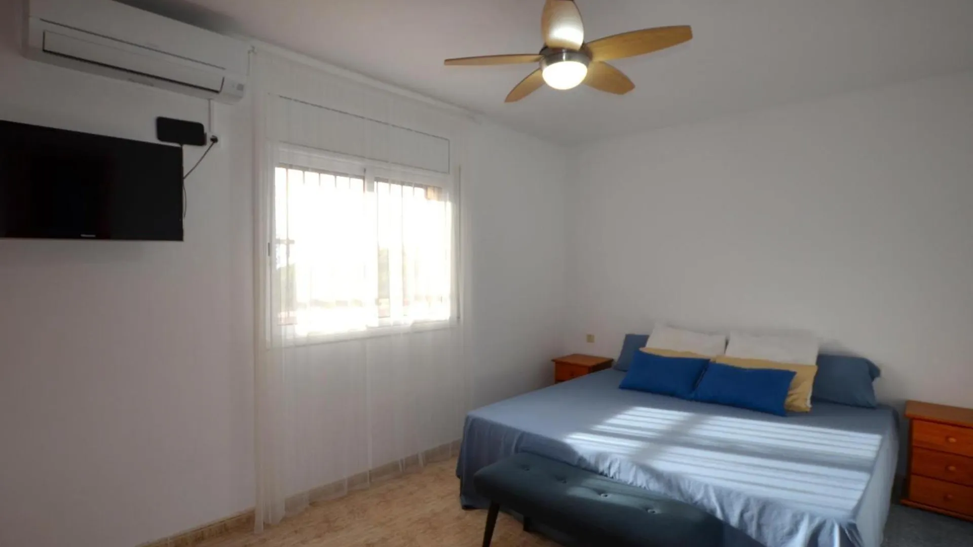 Villa Pelican 8 People 8 Kms Lloret De Mar Massanet De La Selva