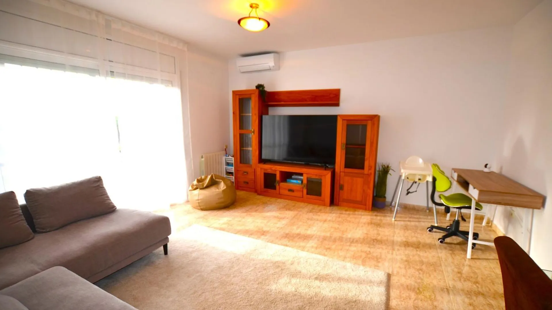 Villa Pelican 8 People 8 Kms Lloret De Mar Massanet De La Selva Spain