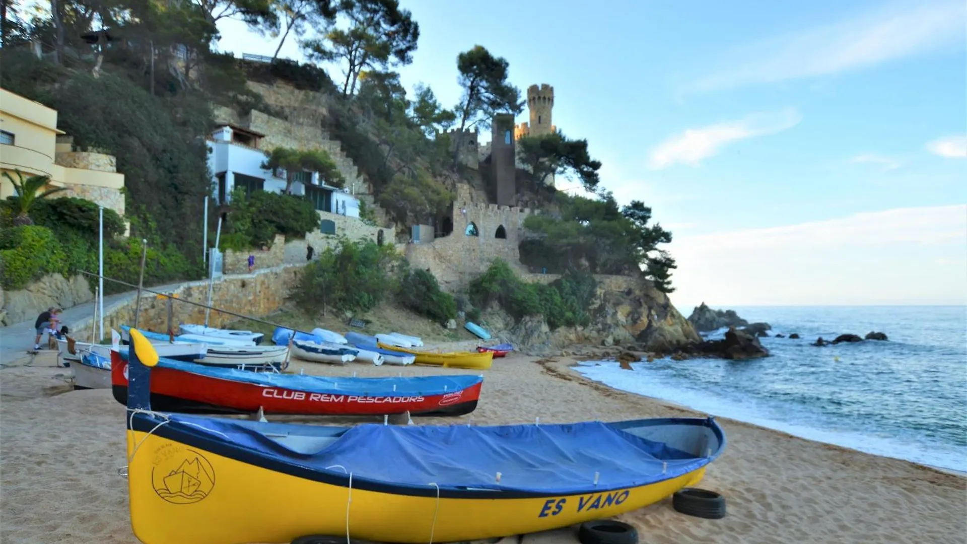 Villa Pelican 8 People 8 Kms Lloret De Mar Massanet De La Selva